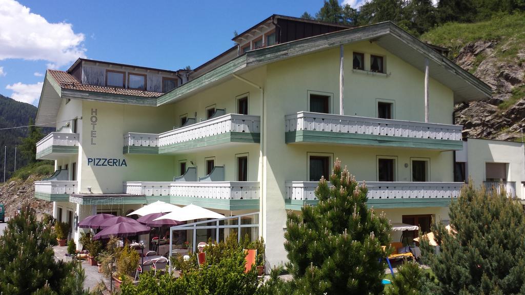 Bed and Breakfast Reschnerhof à Resia Extérieur photo