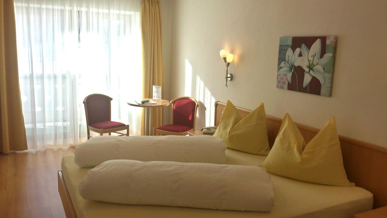 Bed and Breakfast Reschnerhof à Resia Extérieur photo